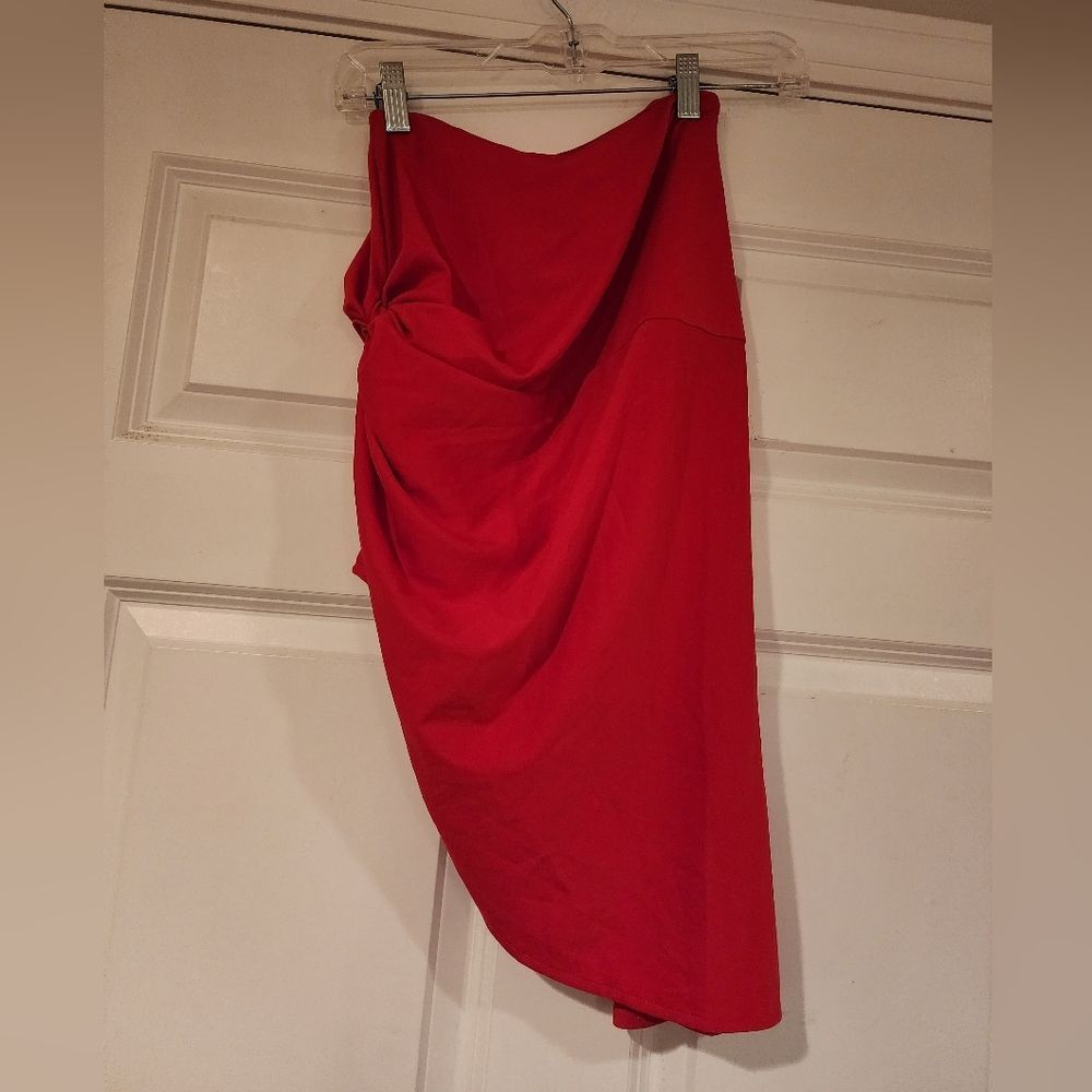 Shein Stretchy red rouched side skirt XS